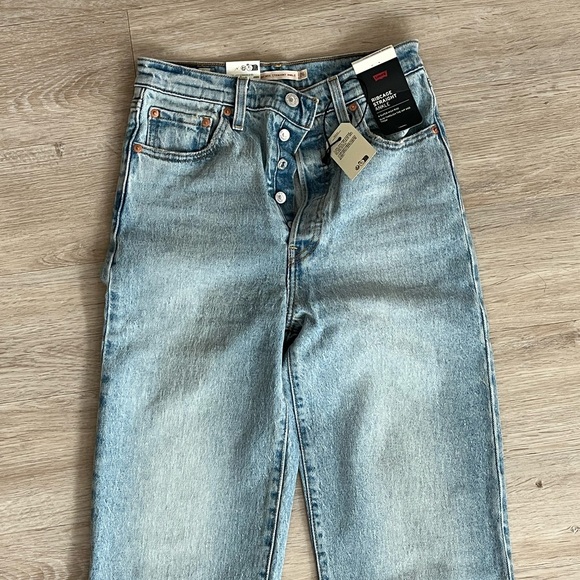 Levi’s Ribcage Straight Ankle, in Let’s Share, size 26 x 27, NWT - Picture 7 of 11